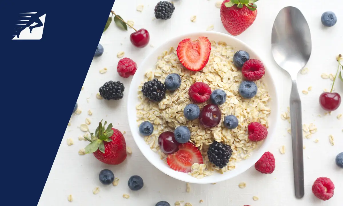 Frühstück vor oder nach dem Laufen: 7 großartige Frühstücksideen Porridge mit Obst